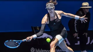 Muguruza se llevó el duelo español ante Carla Suárez y avanzó en Sydney