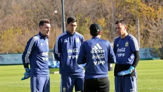 Argentina entrenó por primera vez con plantel completo