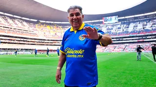 “Mijito”: El Chileno Carlos Reinoso es tendencia en México por defender al América