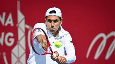 Jugó sin DT: La silenciosa renuncia que golpeó a Alejandro Tabilo antes del Grand Slam