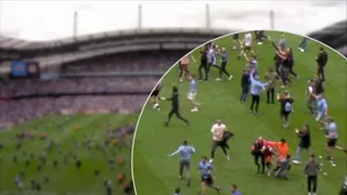 Arquero de Aston Villa sufrió una cobarde agresión en festejos de Manchester Cty