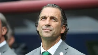 Pizzi se interpuso en el camino de Pellegini y también es candidato para asumir en Betis