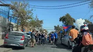 La emocionante y multitudinaria caravana de despedida a Leonel Sánchez
