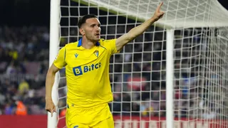 Cádiz amargó a FC Barcelona en Camp Nou y agudizó su mal presente futbolístico
