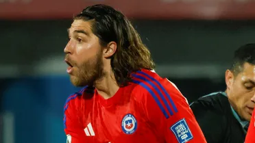 Francisco Sierralta se fue expulsado a los 9 minutos y desató la polémica ante Bolivia