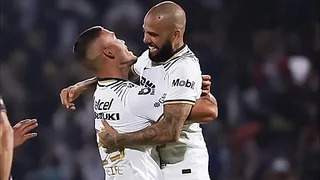 DT de Pumas sobre Dani Alves: Lo primero que me dijo es que quería un trato igualitario