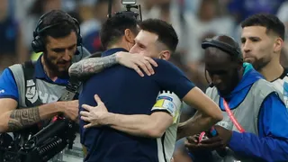 Scaloni: “Entre Maradona y Messi me quedo con Leo, el mejor de la historia”