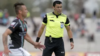 Roberto Tobar y Piero Maza dirigirán duelos de la UC y la U en crucial fecha del torneo