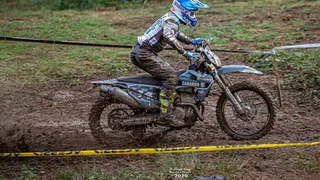 Ruy Barbosa quedó segundo este sábado en Junior 1 del Mundial de Moto Enduro