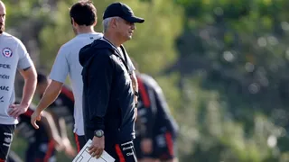 Rueda preparó una formación con variadas novedades para enfrentar a Guinea