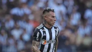 Atlético Mineiro de Eduardo Vargas perdió con Corinthians y sumó su quinto partido sin ganar