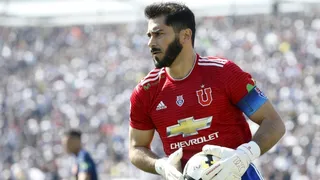 Johnny Herrera y polémica jugada de Colo Colo: Para mí es absolutamente discutible