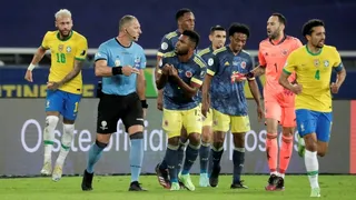 Brasil se impuso a Colombia en un partido “caliente” y continuó con campaña perfecta