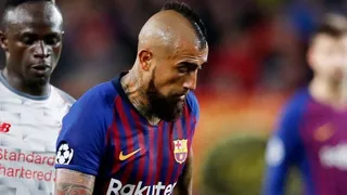 Arturo Vidal a Elías Figueroa: Es un orgullo que me comparen con una gloria del fútbol mundial
