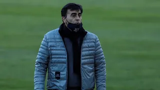 Gustavo Quinteros: Hay que incorporar un delantero más para reemplazar a Paredes