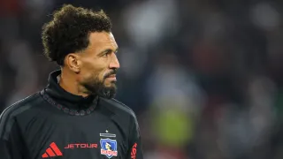 Alertan a Colo Colo por Vozinha: revelan el problema que podría retrasar su esperado debut