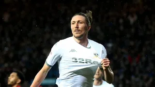 Leeds United de Marcelo Bielsa derrotó a Bristol City y se acercó a la cima de la Championship