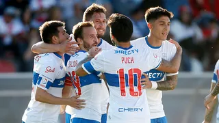 El saludo de jugadores de la UC a hincha cuya esposa tiene coronavirus