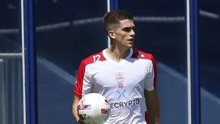 Guillermo Soto fue titular ante Independiente y vivió nueva frustración junto a Huracán