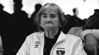 Justo en el centenario: Falleció una de las hinchas más icónicas de Colo Colo