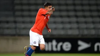 Chile logró notable triunfo sobre Inglaterra, pero se quedó sin avanzar en el “Maurice Revello”