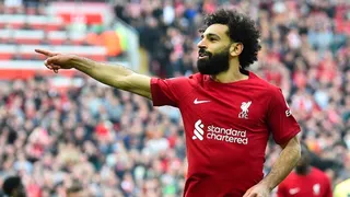 Jota y Salah le dieron un valioso triunfo a Liverpool para acercarse a la Champions