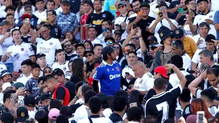 Hincha de la U vivió una mala experiencia al intentar “infiltrarse” entre el público de Colo Colo