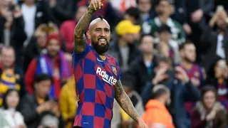 Con nuevo look y en familia: Así pasa la cuarentena Arturo Vidal en España