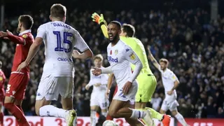 Leeds United igualó ante Nottingham Forest y cedió nuevamente el liderato de la Championship