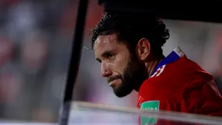 Eugenio Mena tiene un desgarro y se perderá en Racing lo que queda de la liga de Argentina