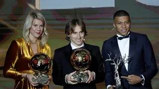 Modric, Hegerberg y Mbappé celebraron como los mejores en la ceremonia del Balón de Oro
