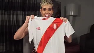 Katy Perry posó con camiseta de la selección peruana