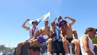 Así vivió el plantel de Argentina el masivo y caótico festejo en las calles de Buenos Aires