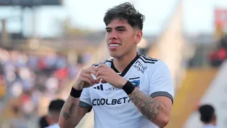 Colo Colo se abre a negociar por Carlos Palacios a fines de este año
