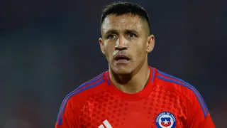 Alexis Sánchez no se olvida de la selección en medio de su recuperación en Italia