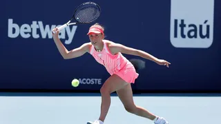 Elise Mertens sacó del WTA de Miami a Anett Kontaveitt y entró a octavos de final