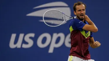 Medvedev avanzó a tercera ronda del US Open tras pasar alguna zozobra ante O’Connell