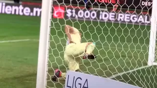 Compañero de Diego Valdés arriesga sanción por controvertido festejo en triunfo de América