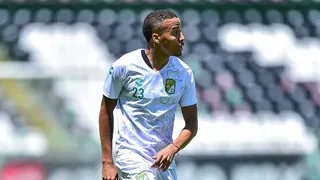 Byron Castillo jugó su primer partido como futbolista de León