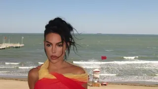 Georgina Rodríguez deslumbró en su visita al Festival de Cine de Venecia