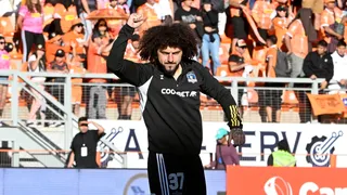 Maximiliano Falcón: “Sabemos que todos los equipos dejan la vida contra Colo Colo”