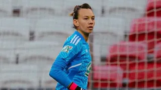 Christiane Endler fue galardonada como mejor arquera por el Sindicato de Futbolistas de Francia