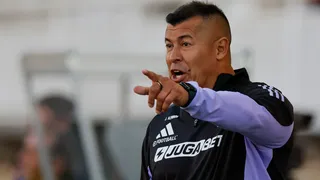 “Fue catastrófico”: El duro análisis de Jorge Almirón tras la amarga noche de Colo Colo en Brasil