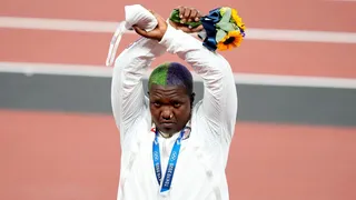 El COI estudia el gesto de Raven Saunders en el podio del lanzamiento de bala