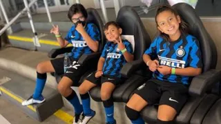Matía Teresa Matus acompañó a Arturo Vidal en los festejos de Inter de Milán