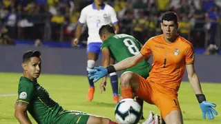 Conmebol multó a Brasil por gritos homofóbicos contra el boliviano Carlos Lampe