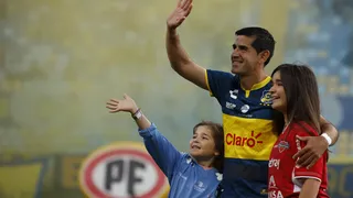 El emocionante homenaje a Julio Barroso en su último partido como profesional