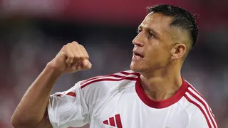 Contra todo pronóstico: Alexis acelera su recuperación y puede volver en duelo vital para Sevilla