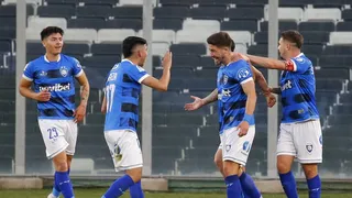 Carlos Palacios despertó a Colo Colo ante Huachipato con gran actuación en el Monumental