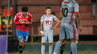 Unión La Calera sufrió remontada de U. Española y dejó escapar la chance de trepar al liderato